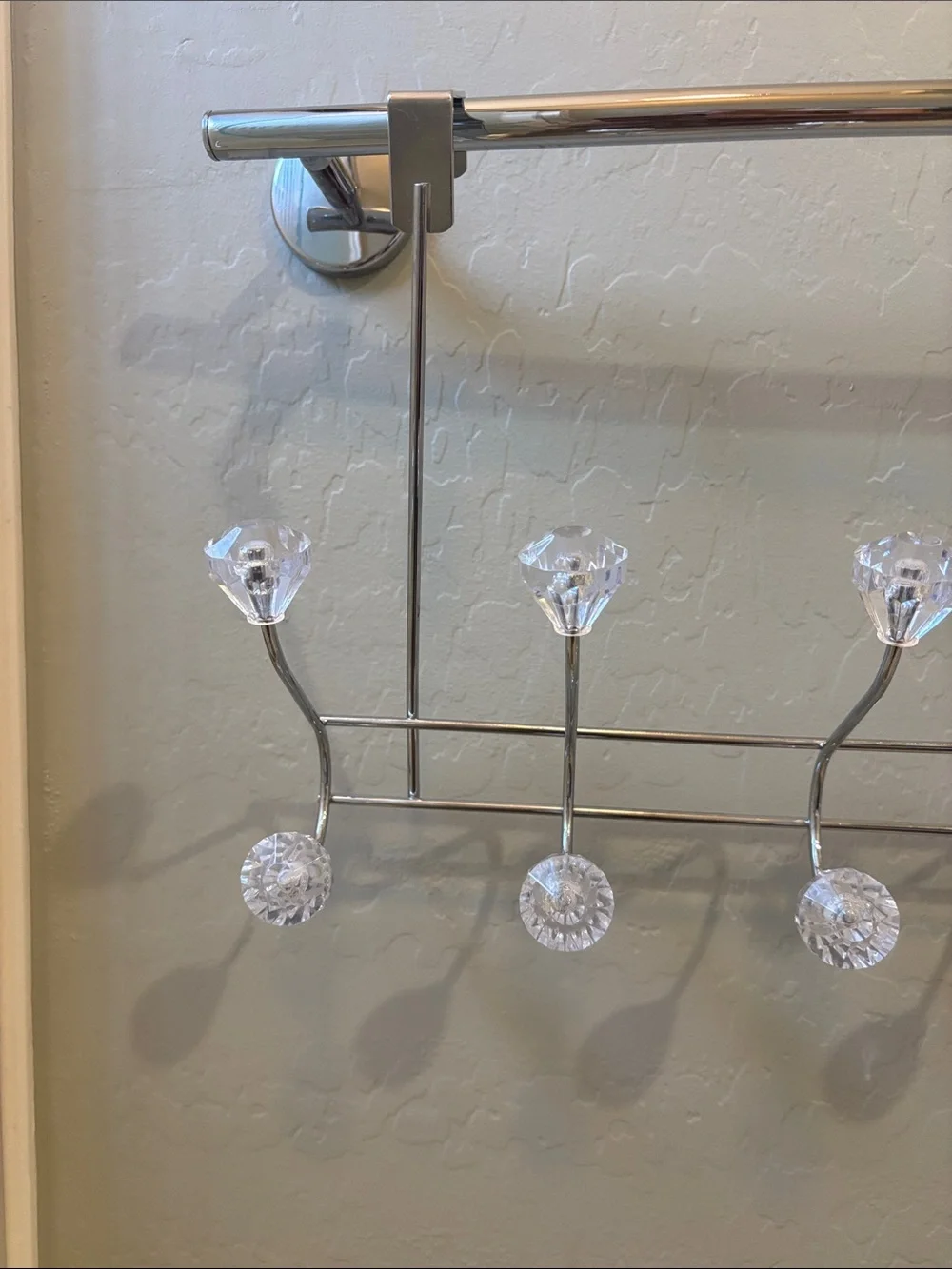O er the door hook hanger